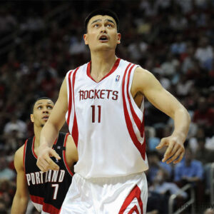 Yao Ming: The Giant Heart That United Basketball Fans Globally