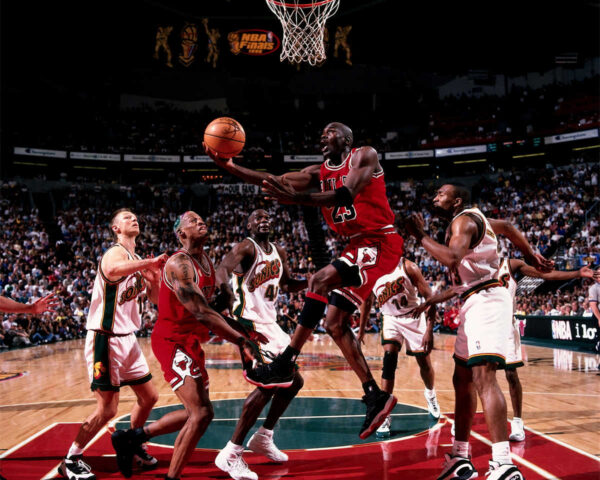 Michael Jordan: The Story of Basketball Greatness