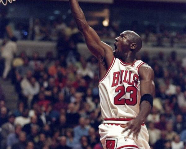 Michael Jordan: The Master of Clutch Moments | Rising to Greatness Under Pressure