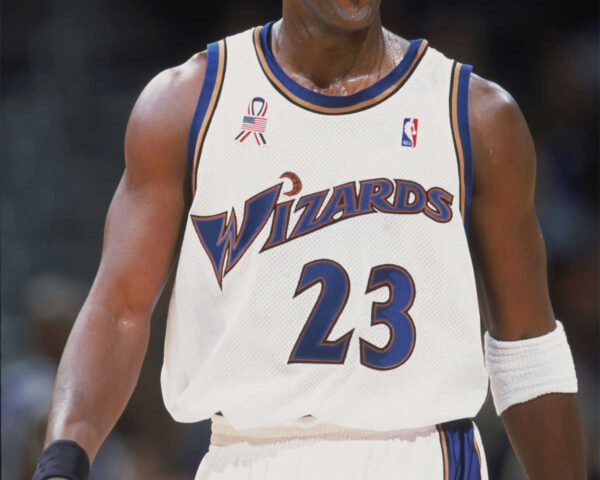 NBA Michael Jordan: The Legend Lives On