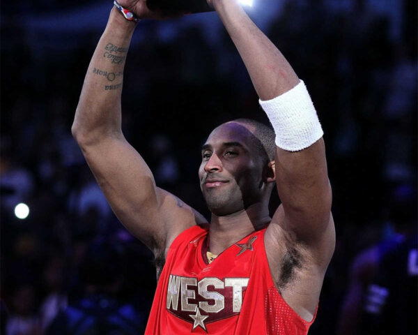 Kobe tops younger stars, wins 4th MVP