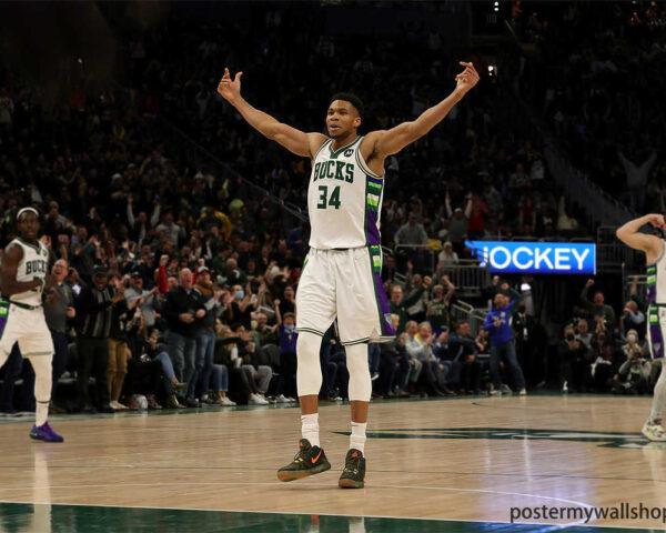 Giannis Antetokounmpo: Basketball's Ultimate Marvel