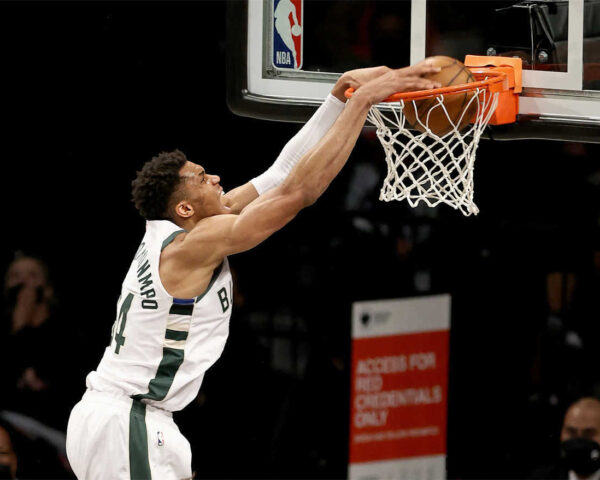 Giannis Antetokounmpo: Unleashing Greatness on the Hardwood