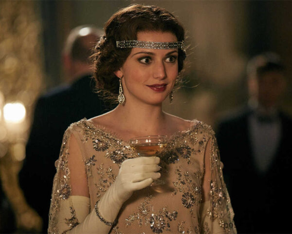 Peaky Blinders: Glamour, Greed, and the Allure of the Criminal Underworld