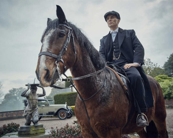 Peaky Blinders: The Unforgiving Streets of Post-War Birmingham