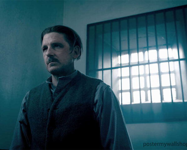 Peaky Blinders: A Gritty Tale of Gangsters and Intrigue