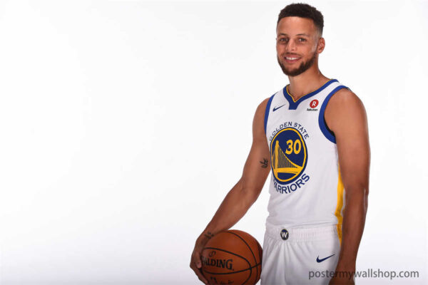 Stephen Curry: The NBA's Wizard of Long-Distance Sorcery