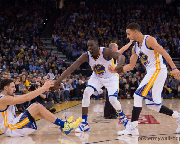 Stephen Curry: The Human Highlight Reel of the NBA