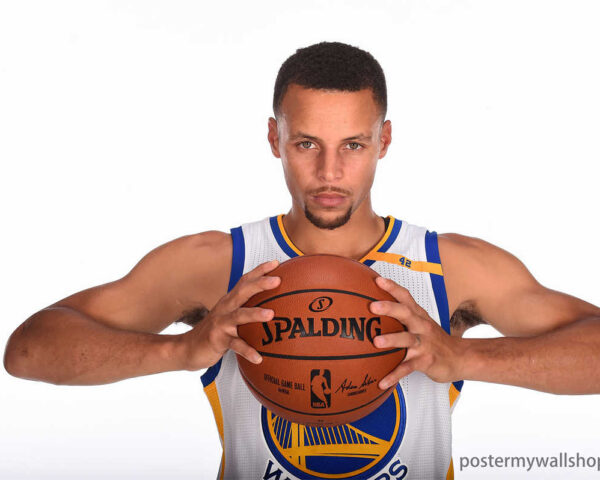 Stephen Curry: A Phenomenal Basketball Talent Loved by Fans Globally
