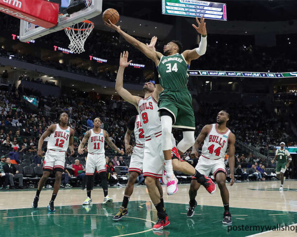 Giannis Antetokounmpo: A Force in the Paint