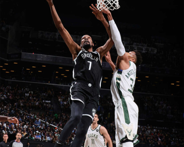 Kevin Wayne Durant: Redefining the Forward Position