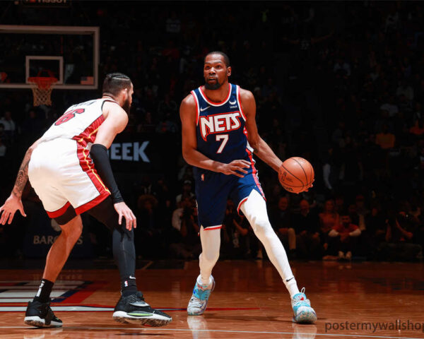 Kevin Wayne Durant: The Art of Handles and Footwork