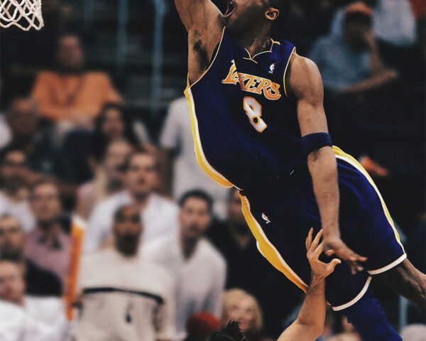 Kobe Bryant's Lakers: A Testament to Team Unity and Resilience