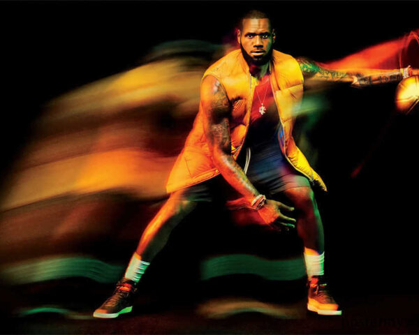 LeBron James: A Basketball Virtuoso in Action
