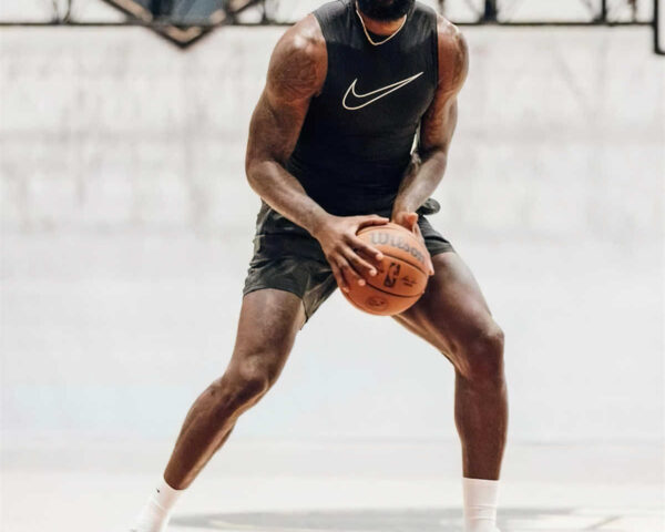 LeBron James: The Iconic Legacy of a Basketball Phenomenon