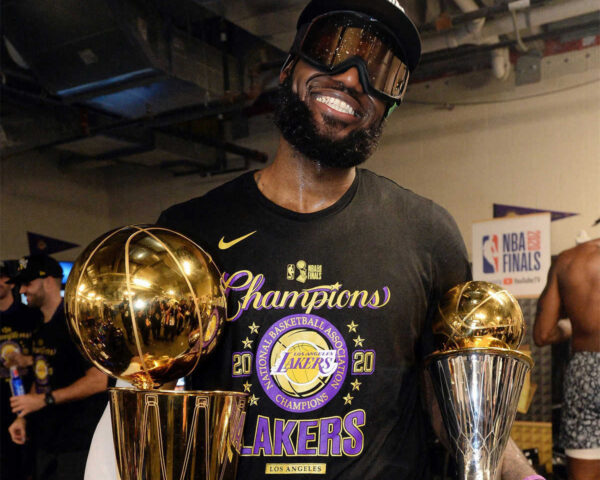 LeBron James: Revolutionizing Basketball Positionality