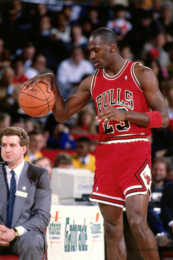 NBA Michael Jordan: Setting the Bar for Shooting Guards