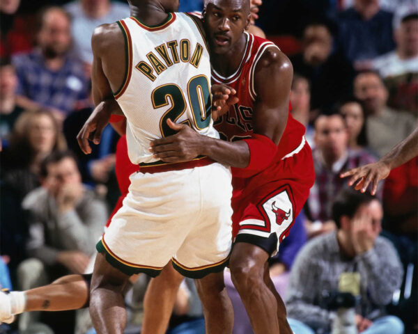 NBA Michael Jordan: Chicago Bulls' Defensive Dominance