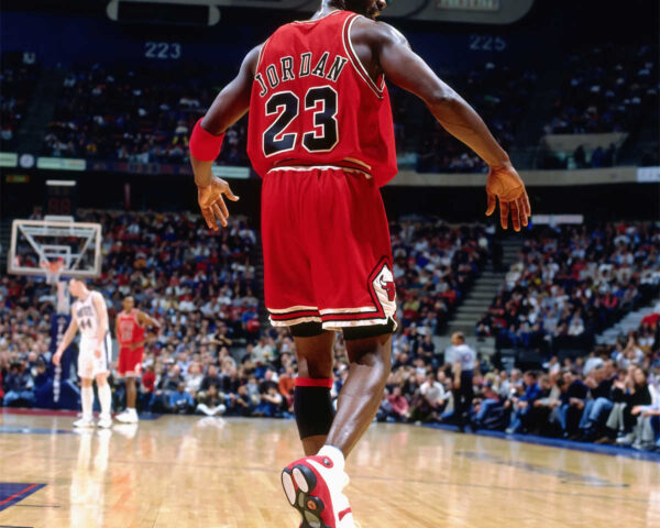 NBA Michael Jordan: The Art of Closing Out Games