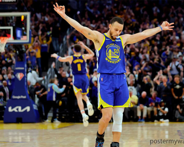 Stephen Curry's Global Fan Network: Connecting Hoops Enthusiasts