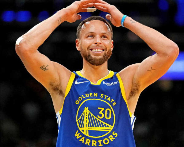 Curry and Company: The Warriors' Fanbase