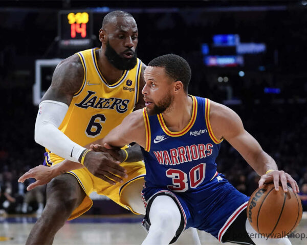 Stephen Curry: A Beacon of Inspiration for Fans Everywhere