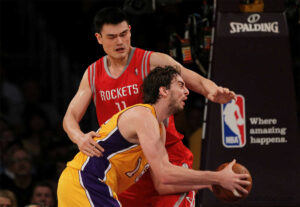 Yao Ming: The Living Legend Who Revolutionized Basketball