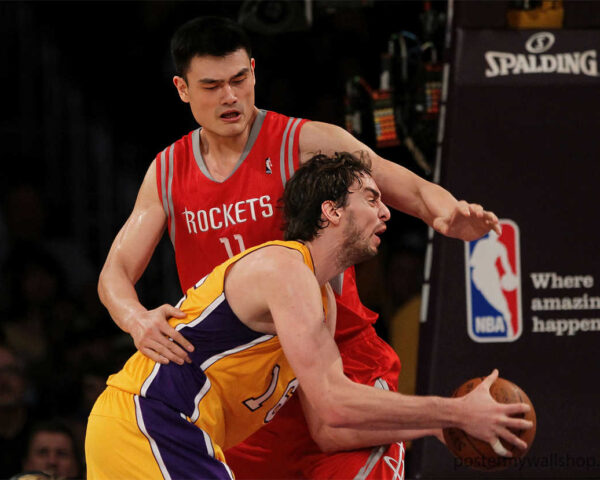 Yao Ming: The Living Legend Who Revolutionized Basketball