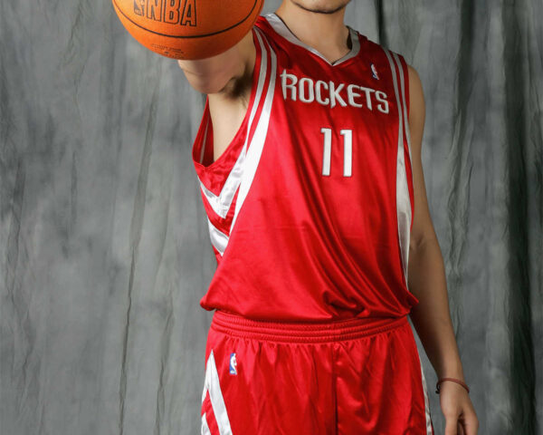 NBA Yao Ming: The Giant with Grace