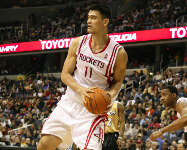 NBA Yao Ming's Memorable Playoff Performances